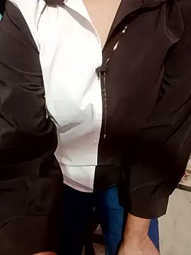 riya_reenaのライブXXXチャット