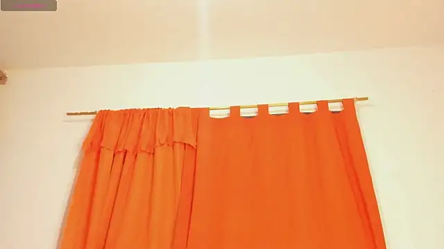 lilybaudyn_'s Live XXX Chat