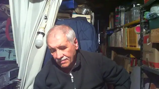 Živý XXX chat nonnomaturobisex