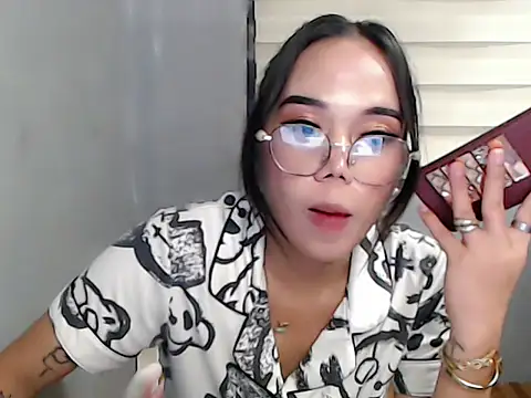 Show de Urbabydollxxx na webcam