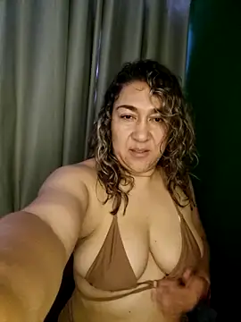 Chat XXX ao vivo de kitty_84