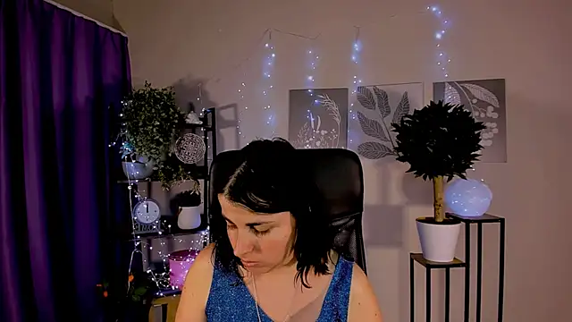 MartaEdams' Live XXX Chat