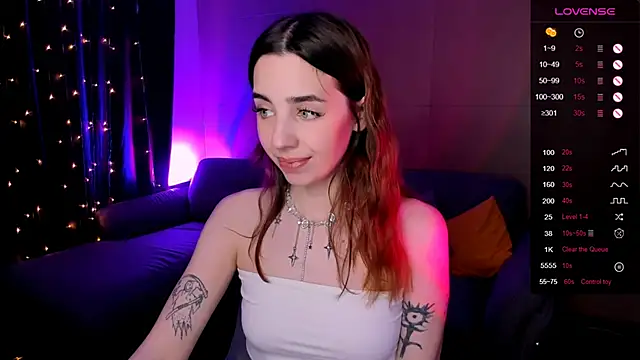 CharliGrace_ élő XXX-chatje