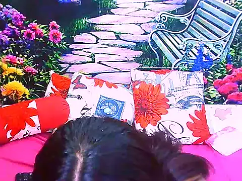 IndianPretty14u2Luv live XXX chat