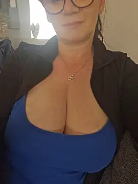 KristenVega's Live XXX Chat