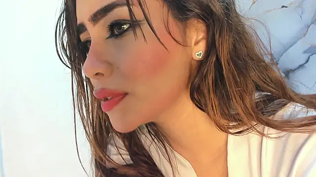 Holly_22 élő XXX-chatje