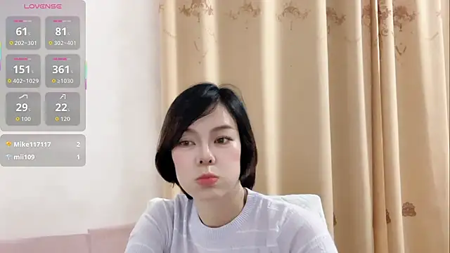 Linda-LL 라이브 XXX 채팅
