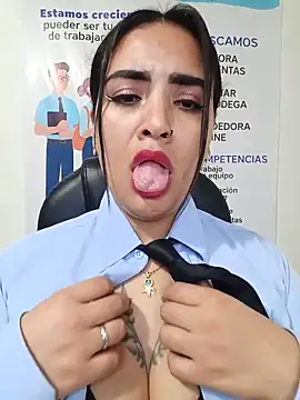 MAYE__13's Webcam Show