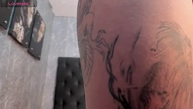 megan__collins1 실시간 채팅방