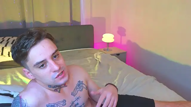 drillfi11's Live XXX Chat