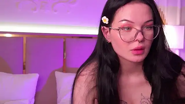 CindyMil Adlı Modelin Canlı XXX Sohbeti