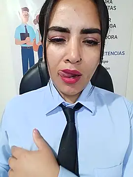 Chat +18 de MAYE__13 ao vivo