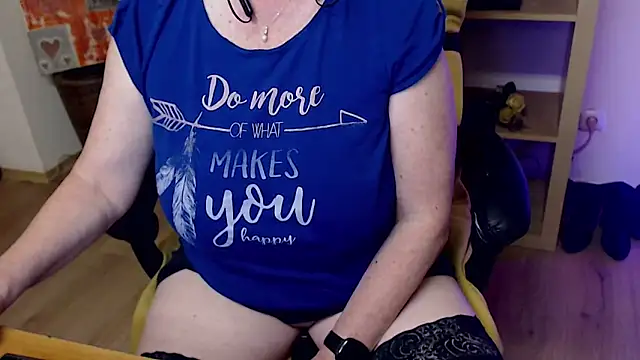 Chatroom XXX en direct de Mone_Live