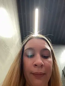 Chat +18 de SashaCatt ao vivo