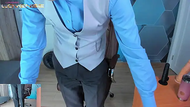 SteveTiger 现场XXX聊天