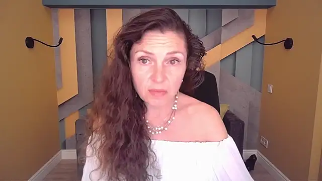 EllaLong Chat XXX live