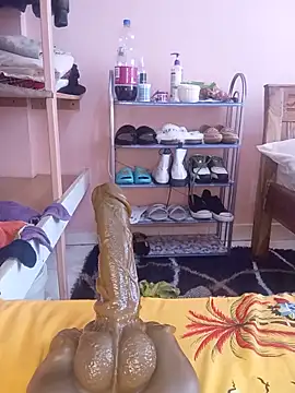ห้องแชทสดของ Rilaveta064