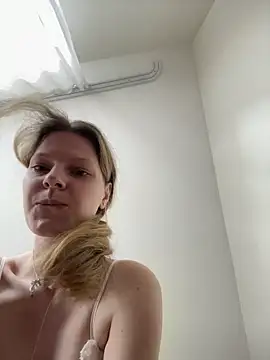 MaryHiggins Chat XXX in diretta