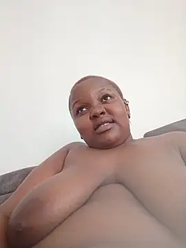 queennapal's Live XXX Chat