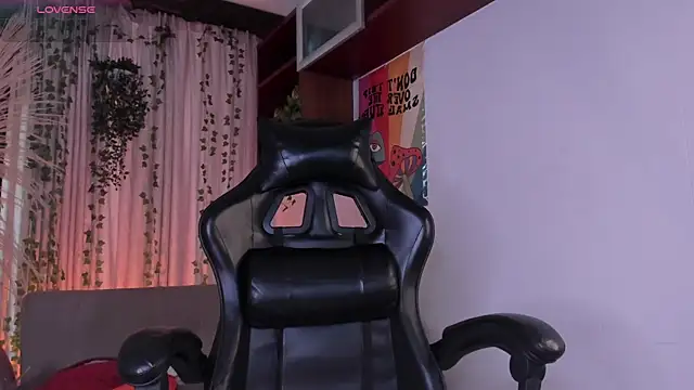عرض كام JulienSaint