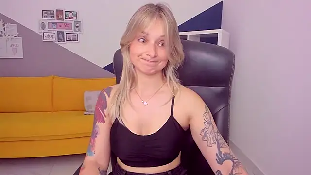 LilFleurish élő XXX-chatje