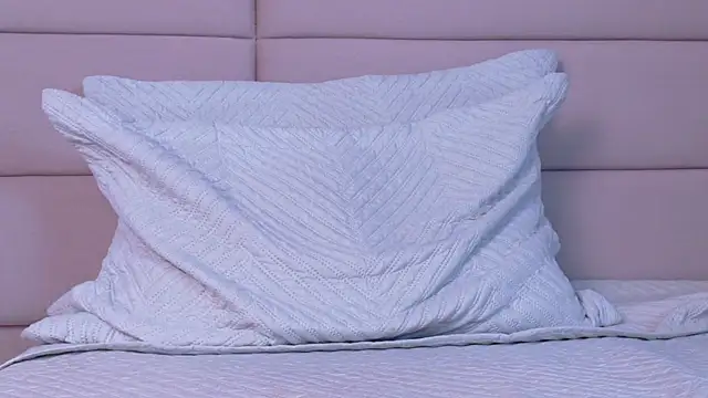 ZoehAngel Adlı Modelin Canlı XXX Sohbeti