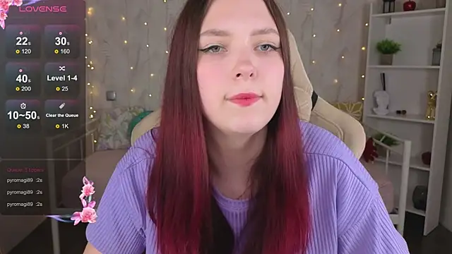 Chat XXX en directo de Monica__Queen