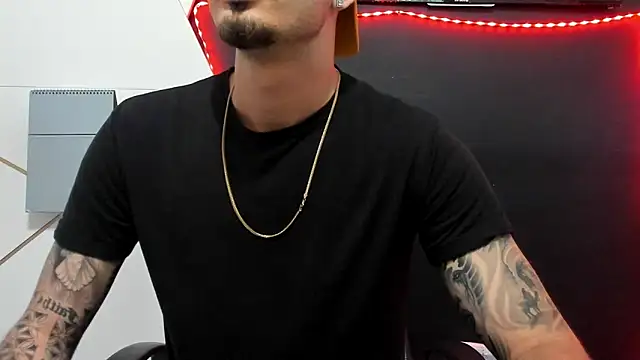 BrandonTate webcam show