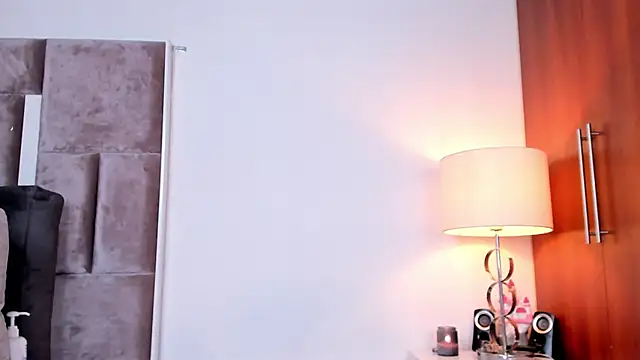 Nia_Bunny – Live XXX-chat