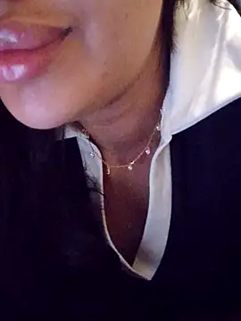 Sexlove1xo Webcam-Show