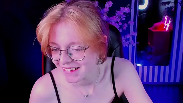 Chat XXX Live FoxxyyPolly