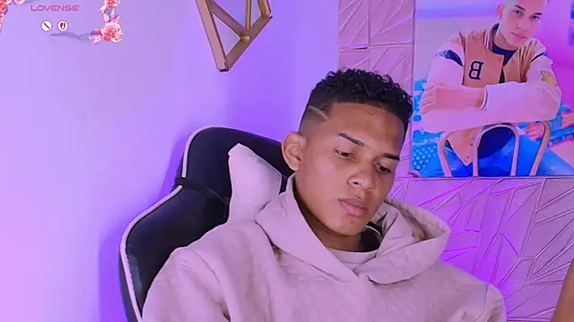 dilan_alfonzo Adlı Modelin Web Kamerası Şovu