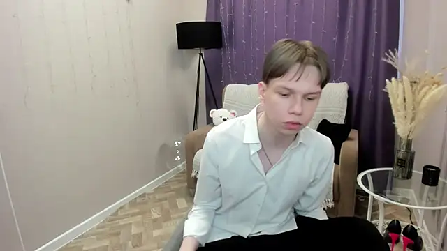 EliotMars – Live XXX-chat