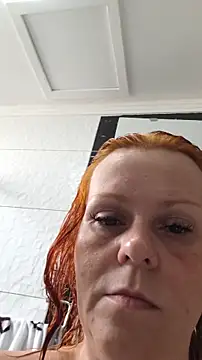 PorcelainDoll1's Live XXX Chat