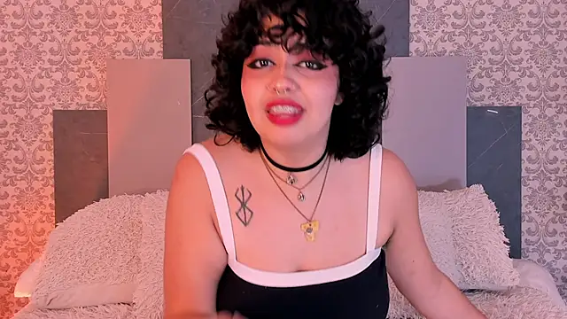 HornetNoir Live XXX-Chat