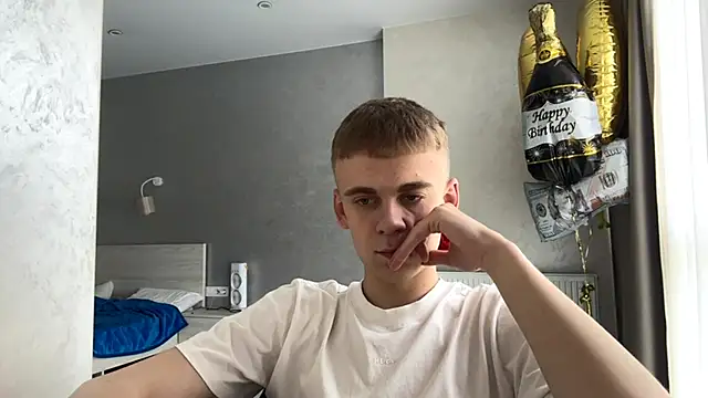 Вебкам-шоу SoloFury