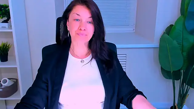 AnaMills Live XXX Chat