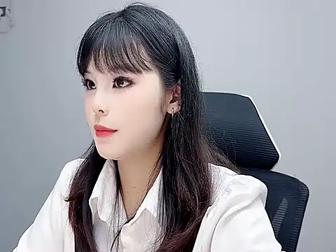 Mia8888 在線直播表演