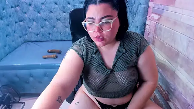 Sweet_Nova_ Chat XXX live