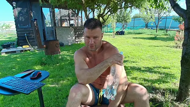 muscleangel18 Adlı Modelin Canlı XXX Sohbeti