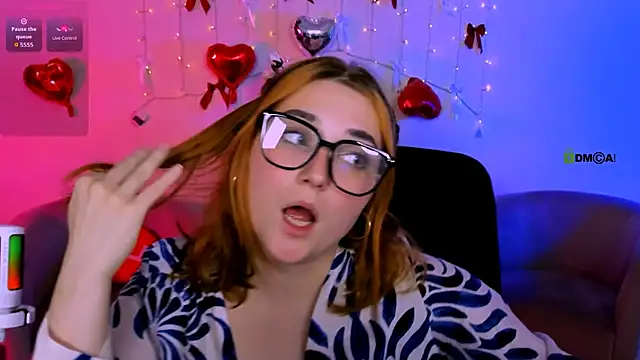 Živý XXX chat casey_meow_