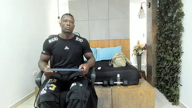 MarcusBlack_ 라이브 XXX 채팅