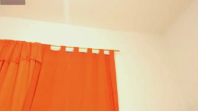 lilybaudyn_'s Live XXX Chat
