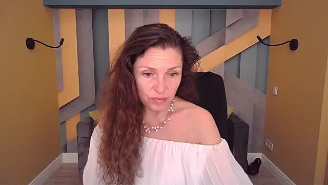 Chat +18 de EllaLong ao vivo