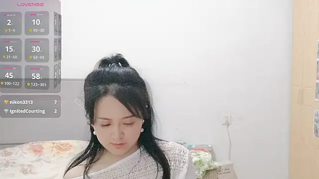fanfan-FF's Live XXX Chat