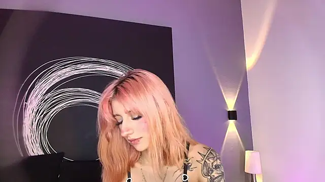 AlannaViera's Live XXX Chat
