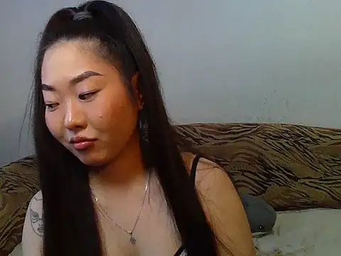 Show modela Aleksa_Blackdream na web-kameri