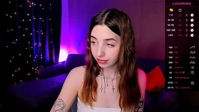 CharliGrace_ élő XXX-chatje