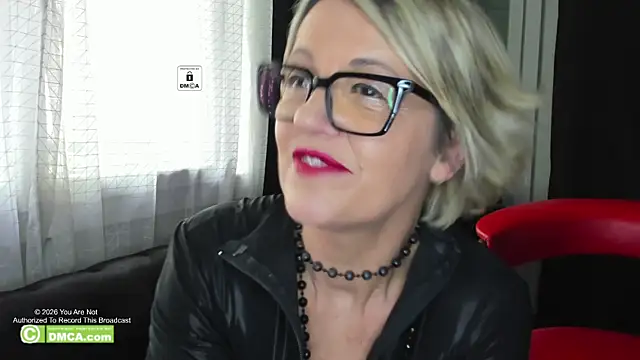KARINASPALACIOS Adlı Modelin Canlı Sohbet Odası
