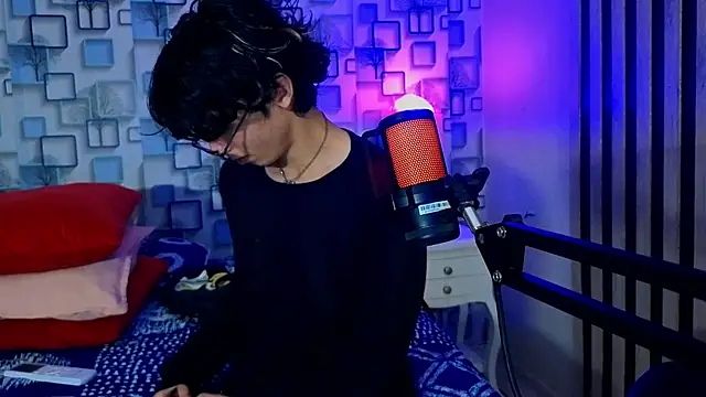 Chat +18 de Twink_Sebas7 ao vivo